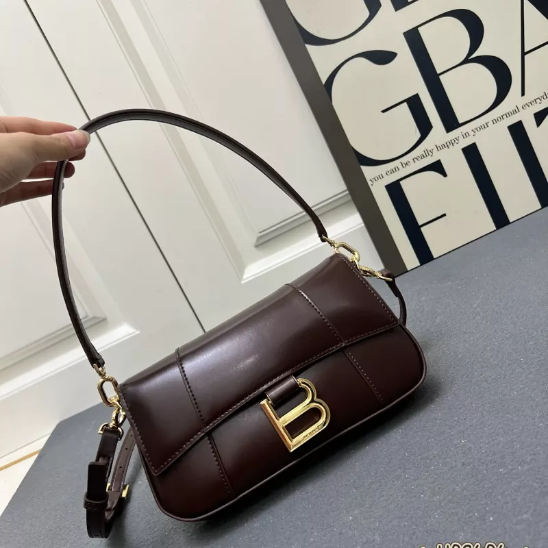 Balenciaga AAA Quality Shoulder Bags For Women Lightweight 6282