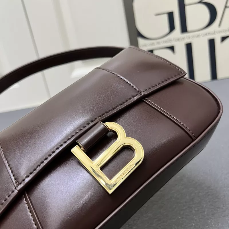Balenciaga AAA Quality Shoulder Bags For Women Lightweight 6282