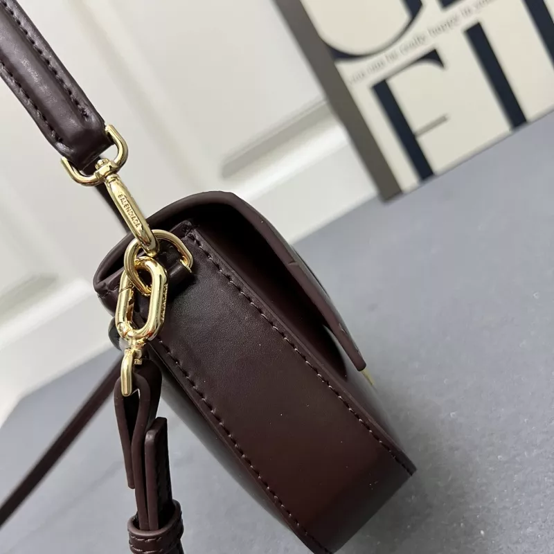 Balenciaga AAA Quality Shoulder Bags For Women Lightweight 6282