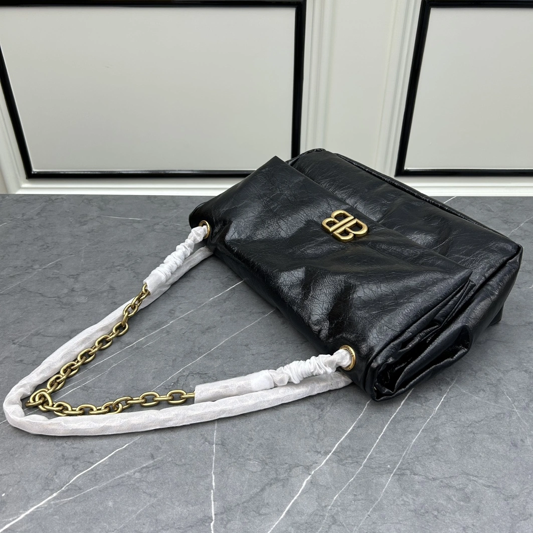 Balenciaga AAA Quality Shoulder Bags For Women Minimalist 2931