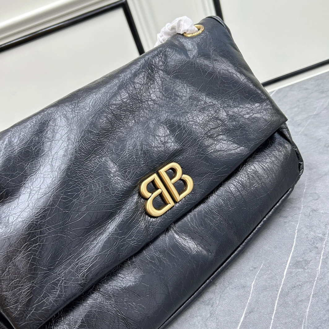 Balenciaga AAA Quality Shoulder Bags For Women Minimalist 2931