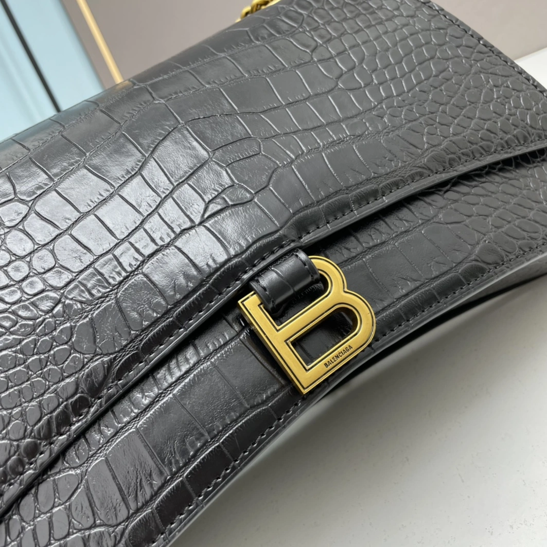 Balenciaga AAA Quality Shoulder Bags For Women ModernLook 9564