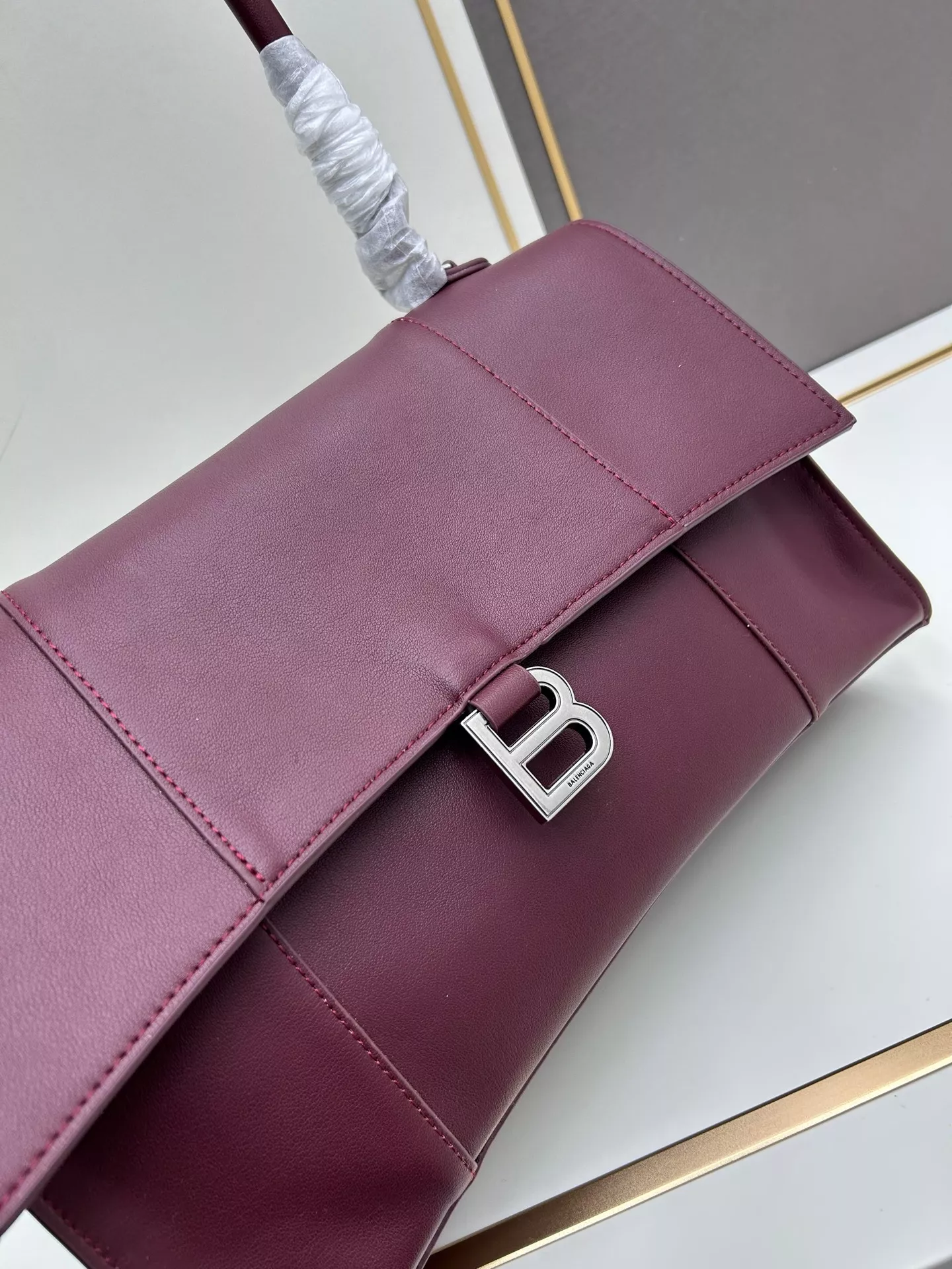 Balenciaga AAA Quality Shoulder Bags For Women Practical 6369