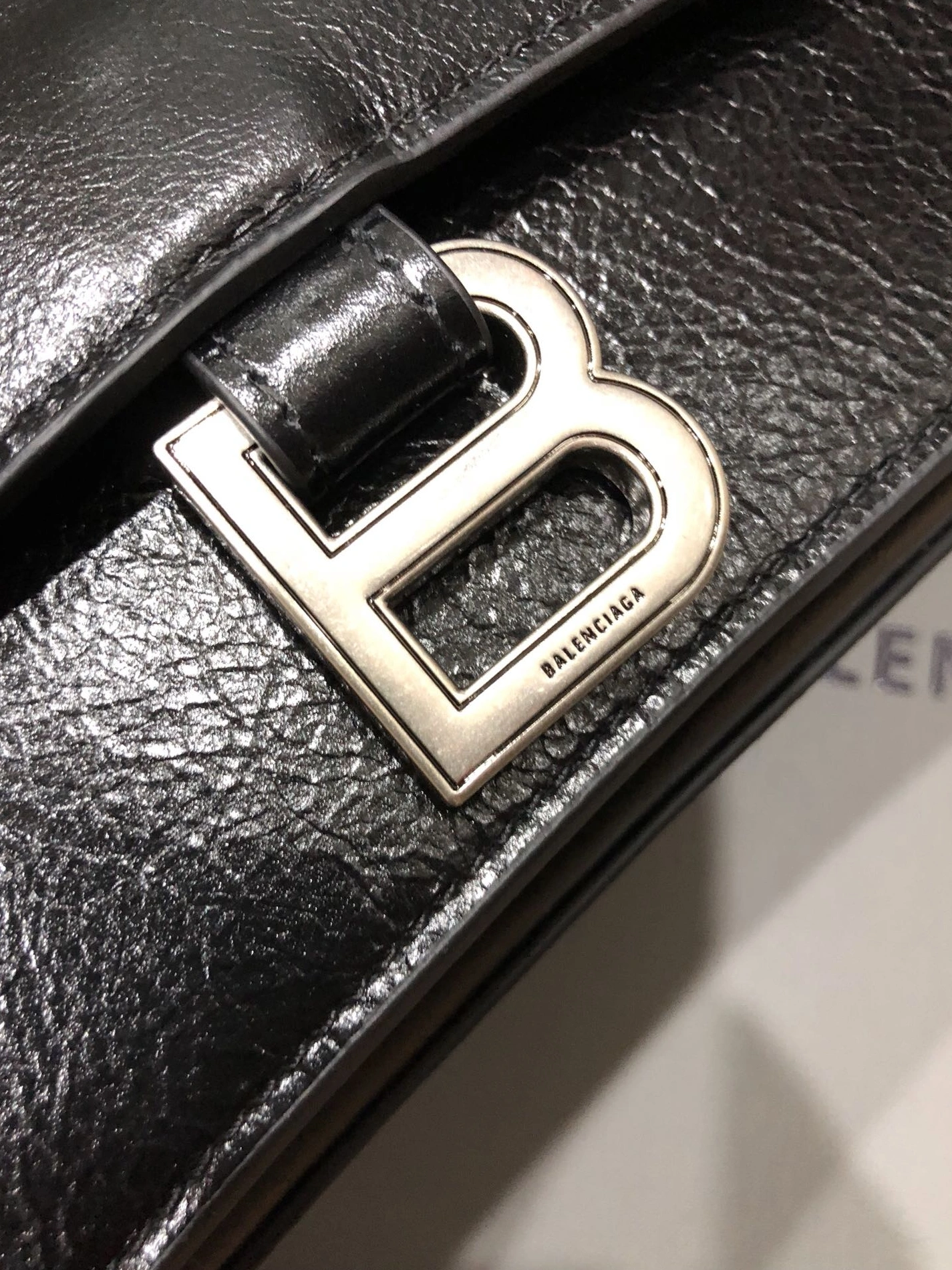 Balenciaga AAA Quality Shoulder Bags For Women Reliable 8145