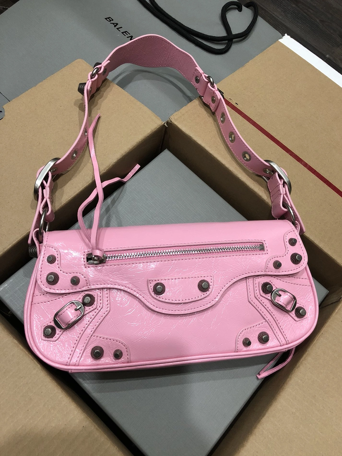 Balenciaga AAA Quality Shoulder Bags For Women SmartChoice 7416