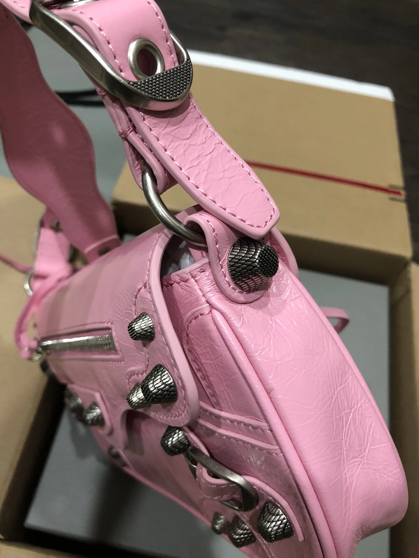 Balenciaga AAA Quality Shoulder Bags For Women SmartChoice 7416