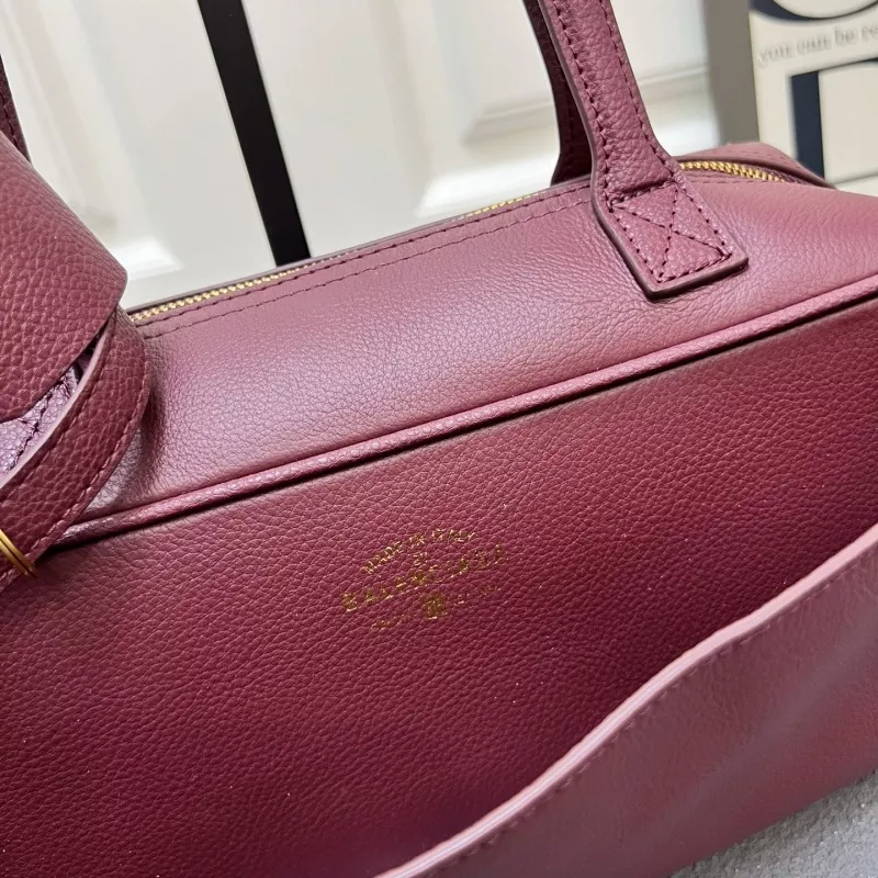 Balenciaga AAA Quality Shoulder Bags For Women SportInspired 7014