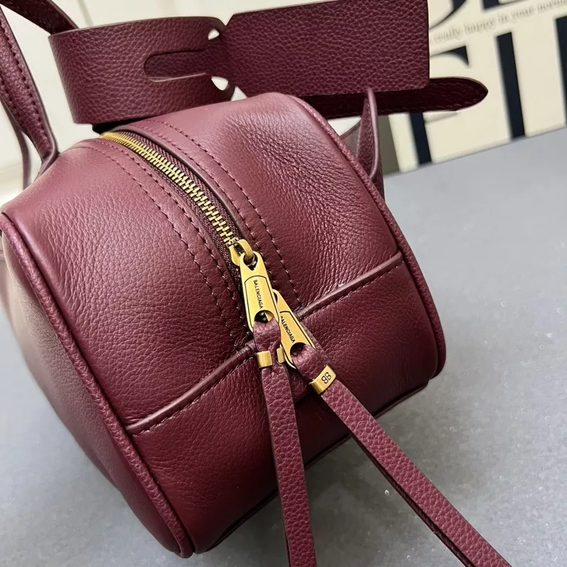 Balenciaga AAA Quality Shoulder Bags For Women SportInspired 7014