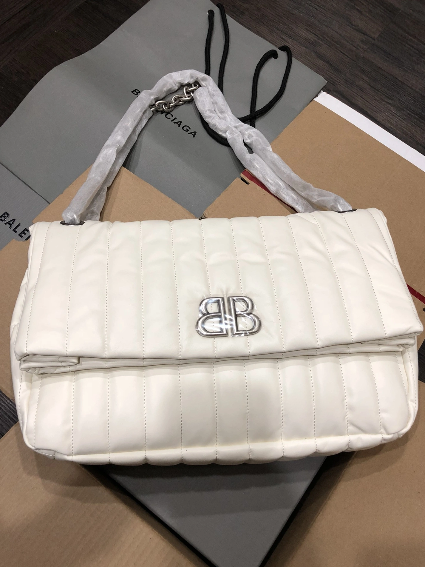 Balenciaga AAA Quality Shoulder Bags For Women SportInspired 9625