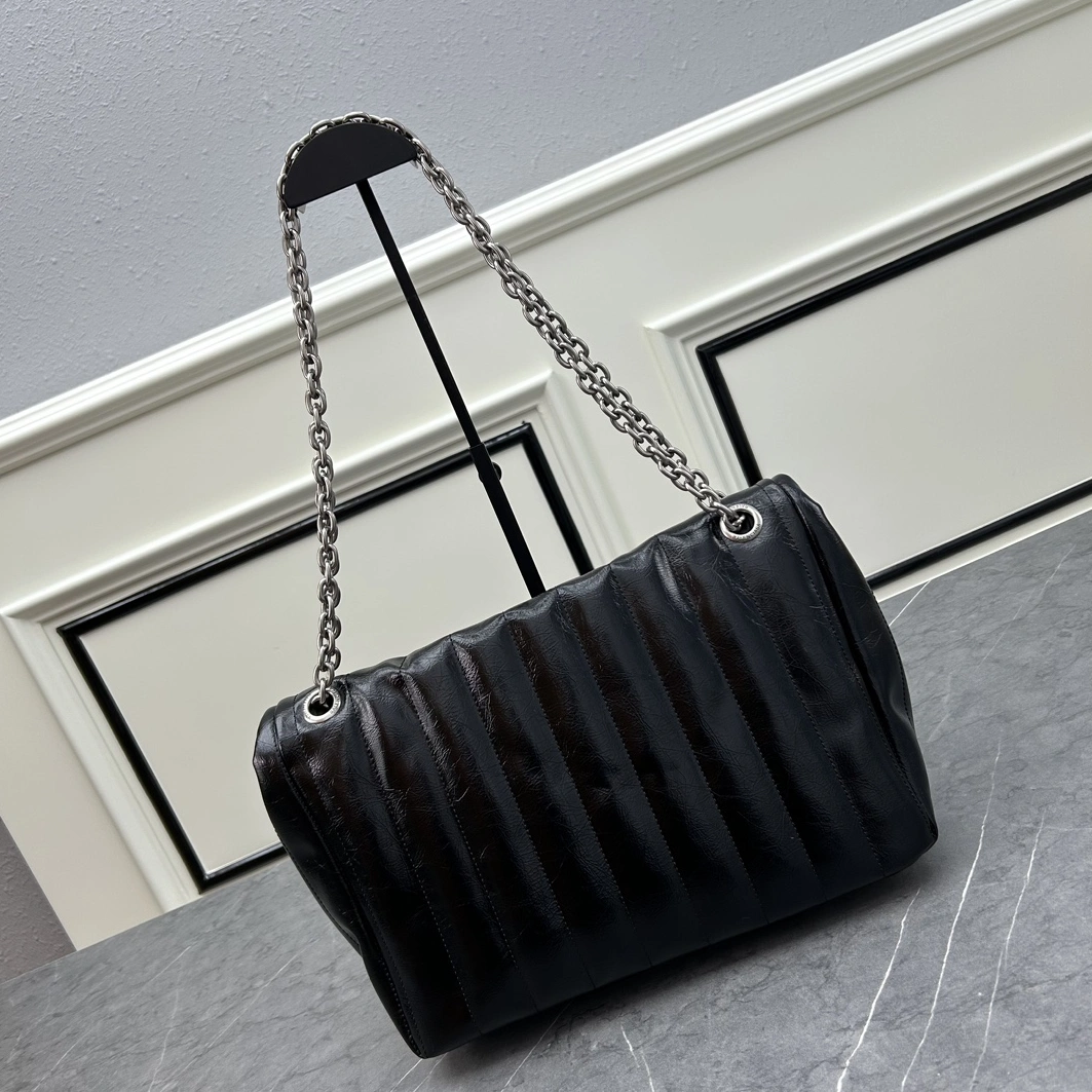 Balenciaga AAA Quality Shoulder Bags For Women StreetReady 5269