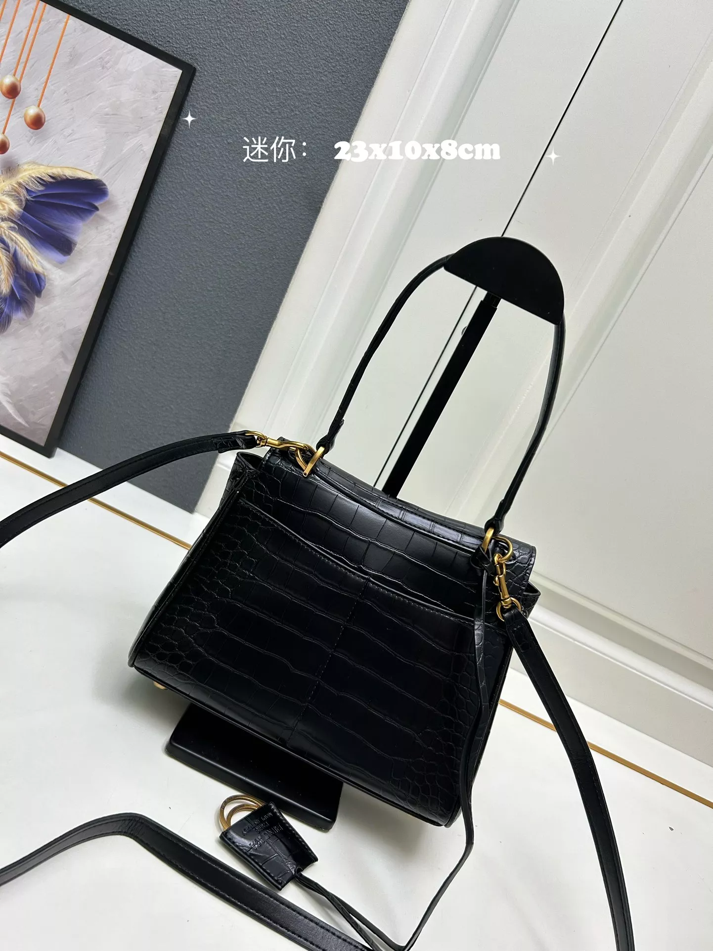 Balenciaga AAA Quality Shoulder Bags For Women Stylish 8221