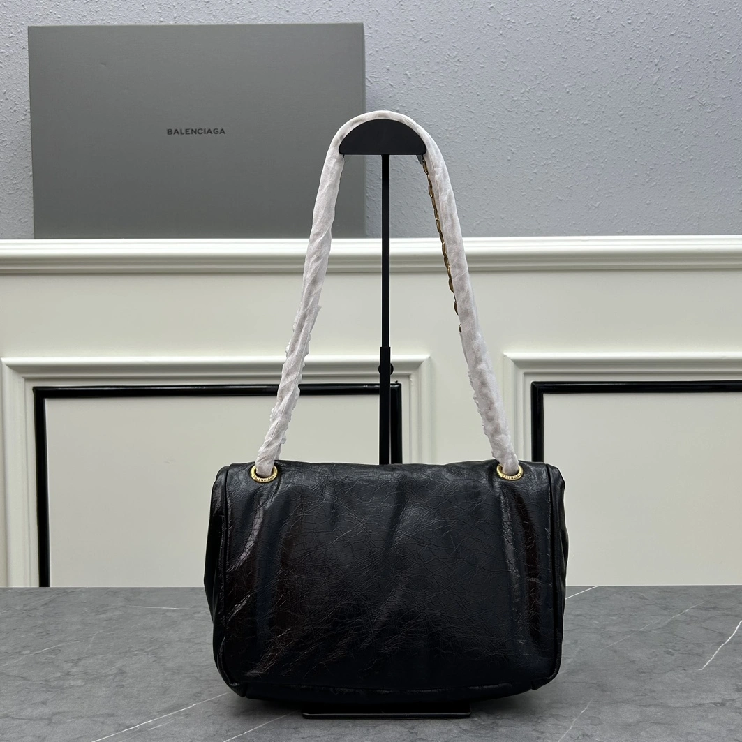 Balenciaga AAA Quality Shoulder Bags For Women Trendy 1525