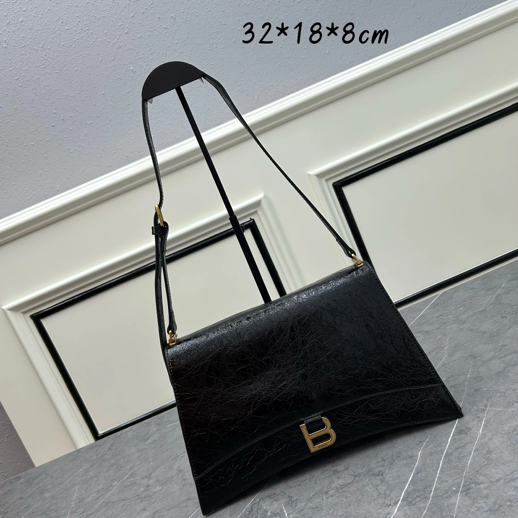Balenciaga AAA Quality Shoulder Bags For Women Trendy 791