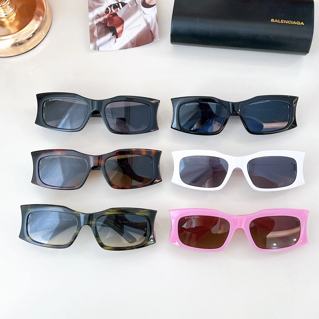 Balenciaga AAA Quality Sunglasses Compact 6460