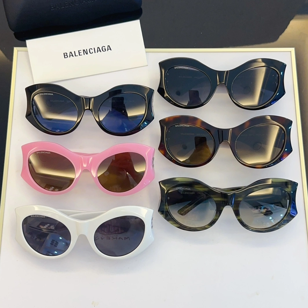 Balenciaga AAA Quality Sunglasses Efficient 4044
