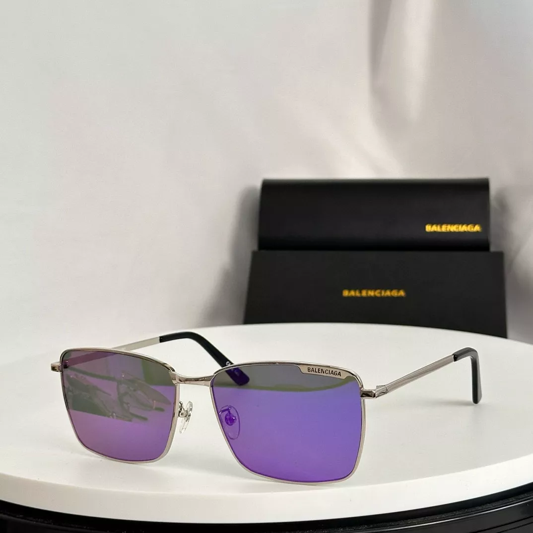 Balenciaga AAA Quality Sunglasses Minimalist 2573