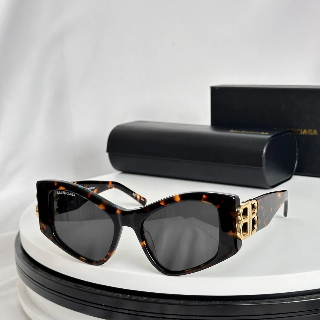 Balenciaga AAA Quality Sunglasses Popular 6315