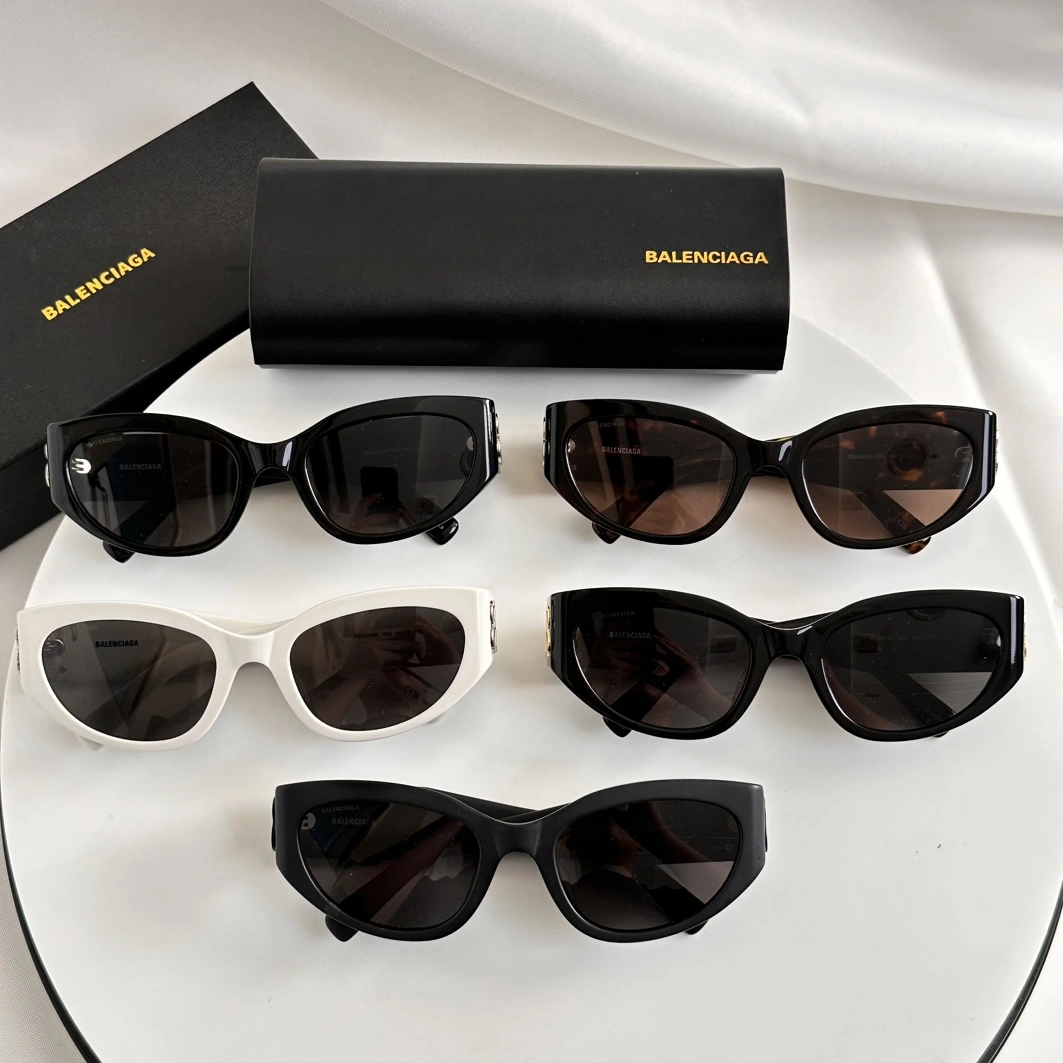 Balenciaga AAA Quality Sunglasses Soft 9609