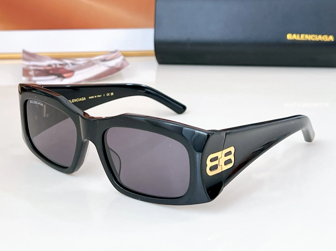 Balenciaga AAA Quality Sunglasses Versatile 3140