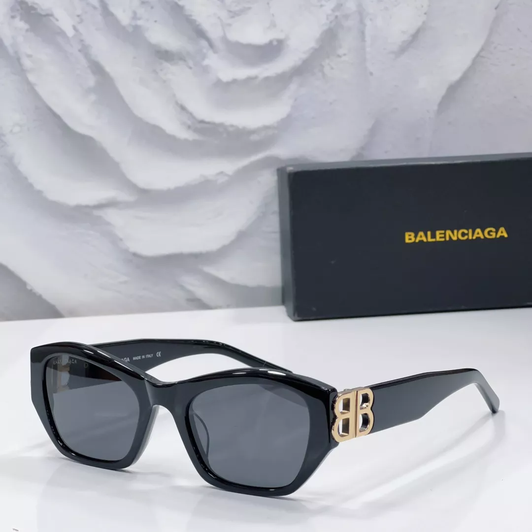 Balenciaga AAA Quality Sunglasses Versatile 8800