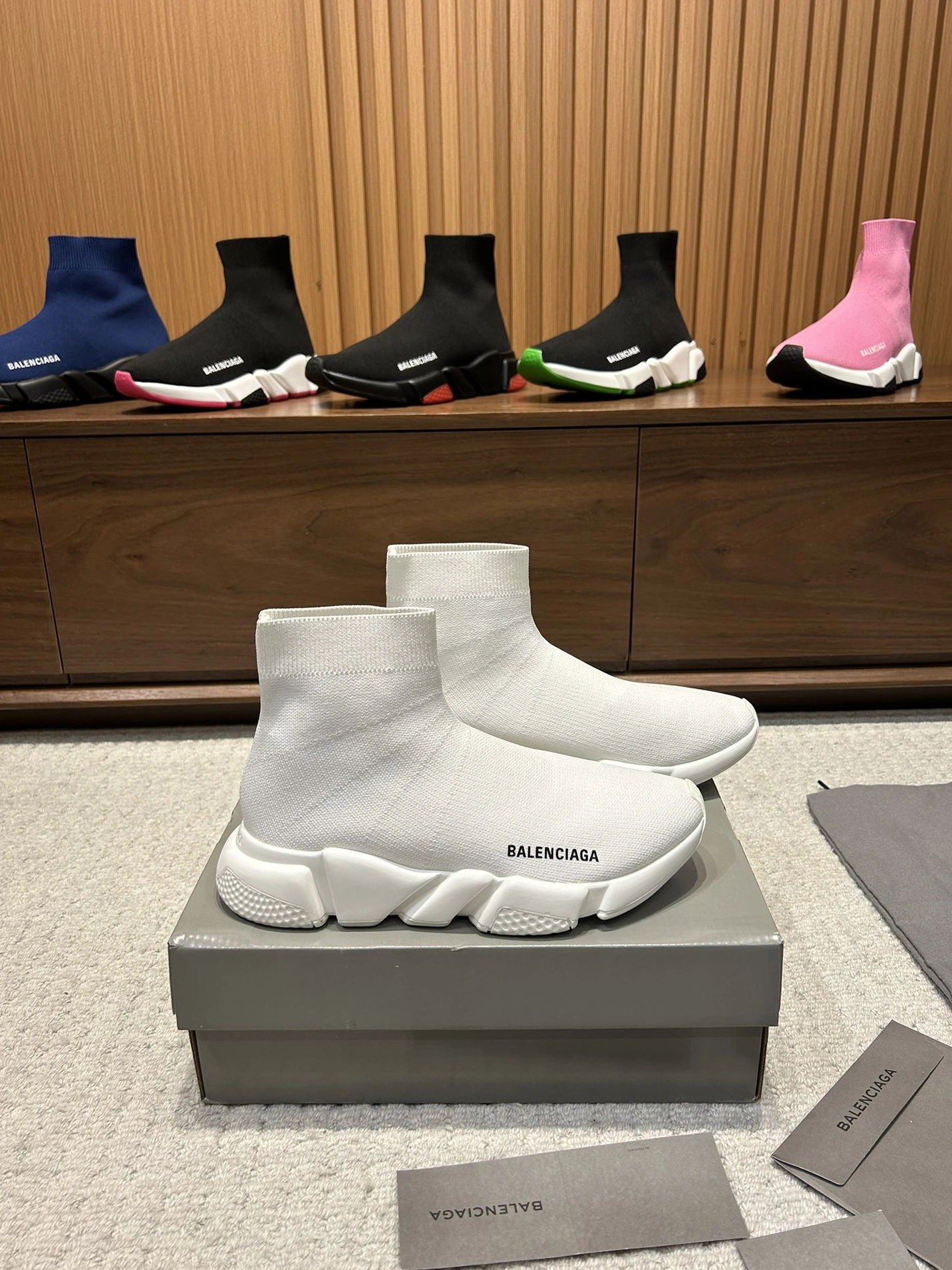 Balenciaga Boots For Women EyeCatching 8125