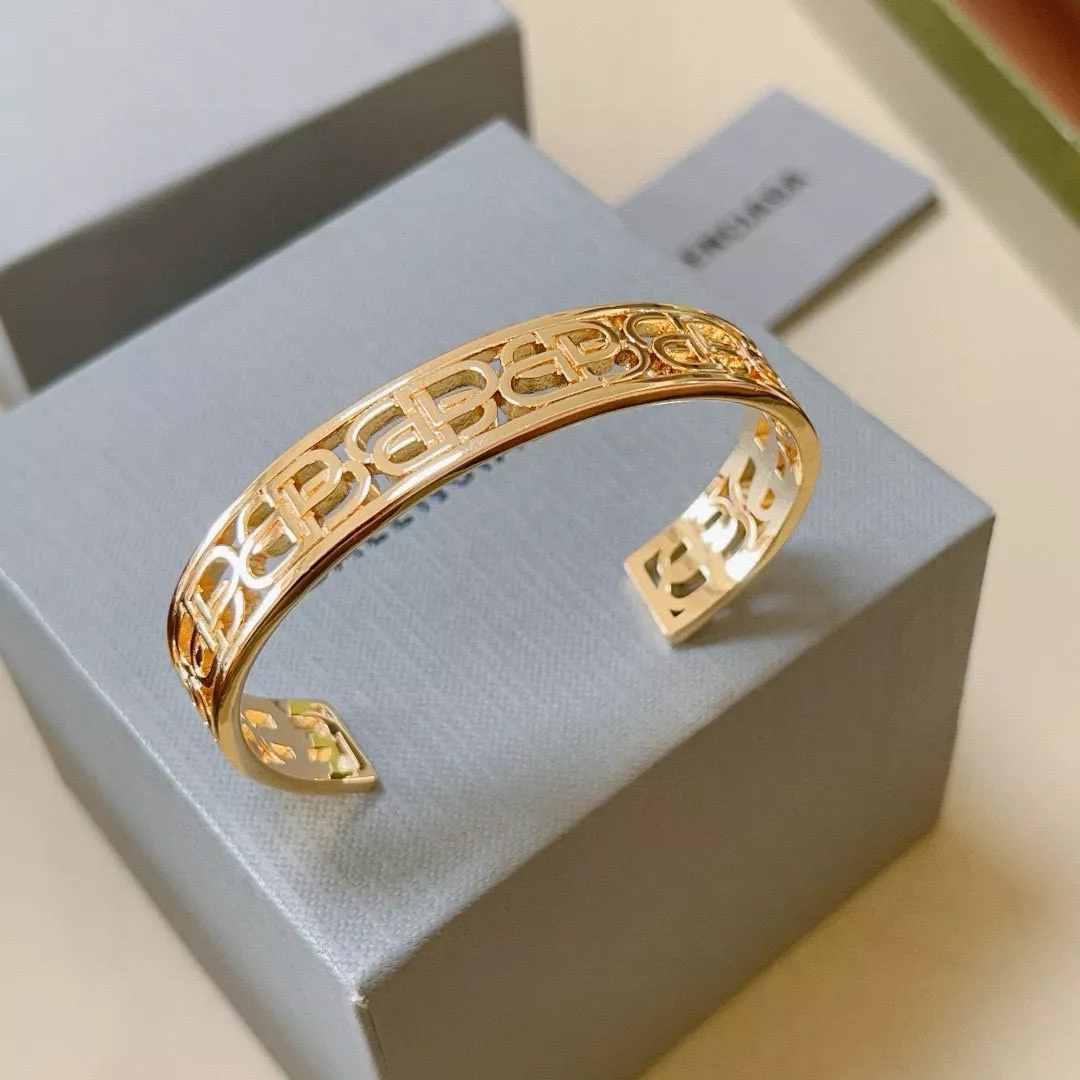 Balenciaga Bracelets Soft 1817