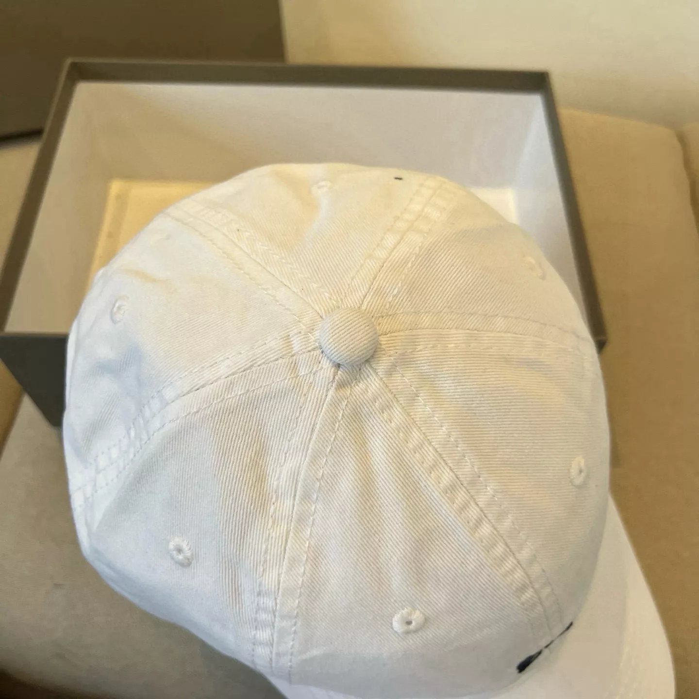 Balenciaga Caps Affordable 9631