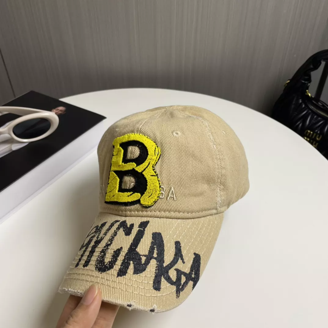 Balenciaga Caps Bright 5787