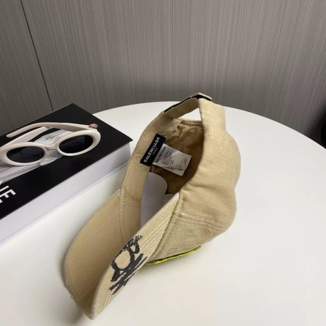 Balenciaga Caps Bright 5787