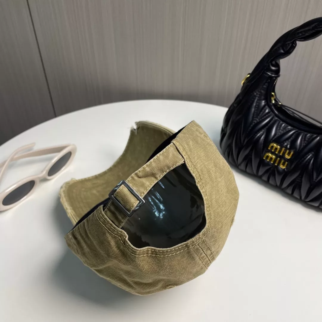 Balenciaga Caps Classic 1874