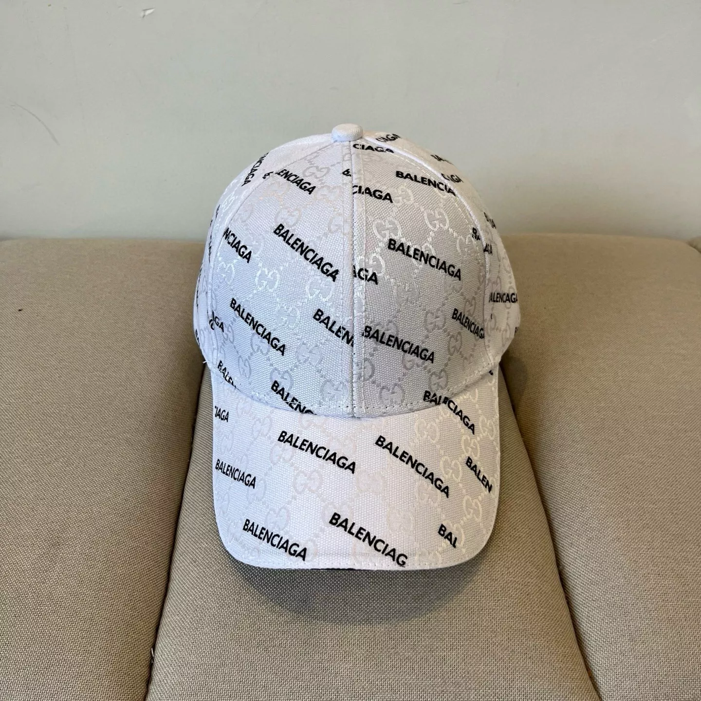 Balenciaga Caps Comfortable 122