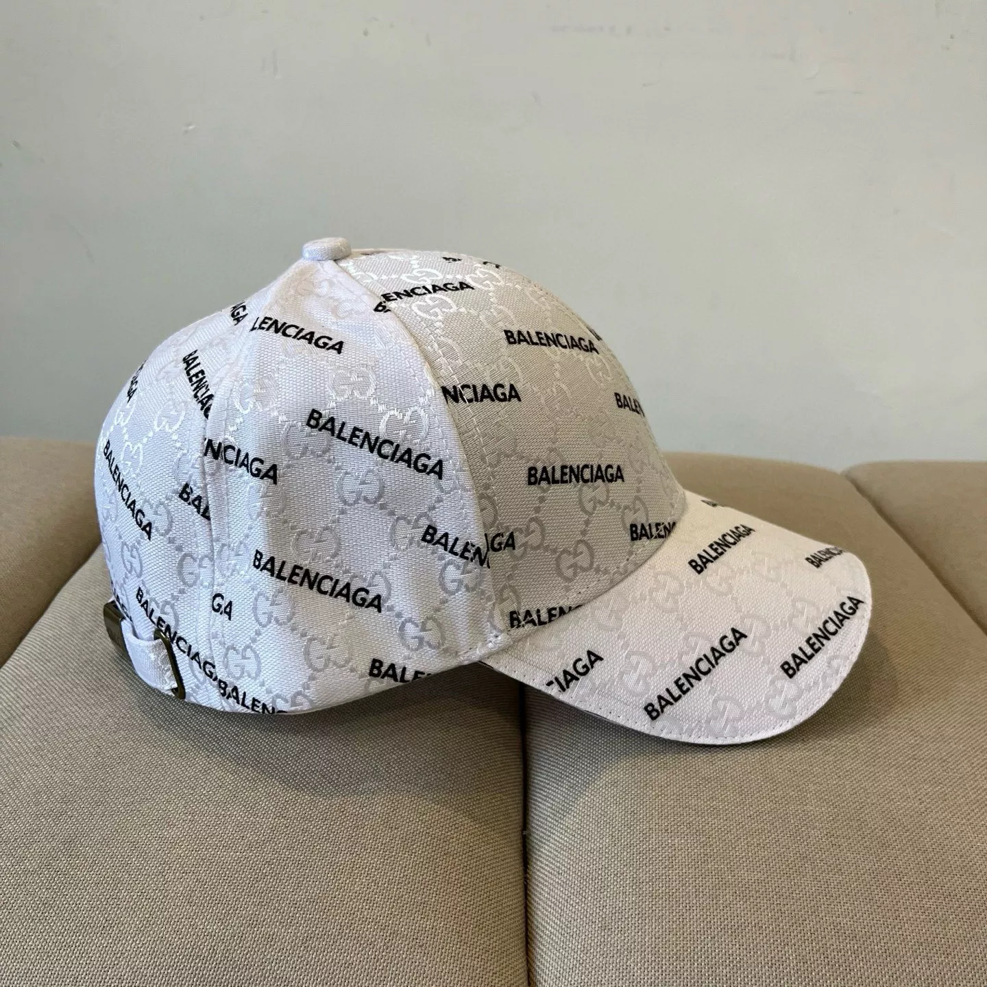 Balenciaga Caps Comfortable 122
