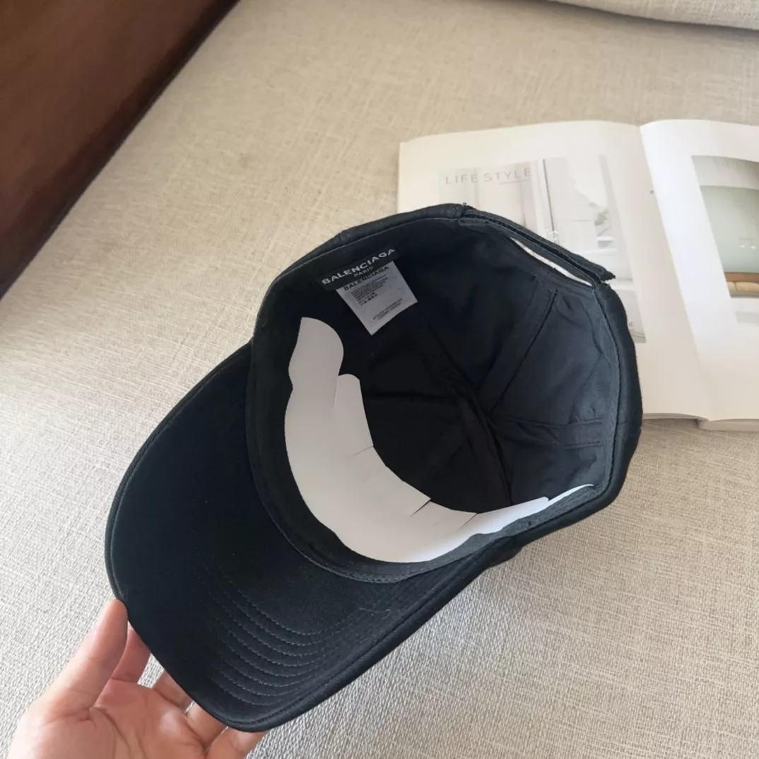 Balenciaga Caps Comfortable 5680