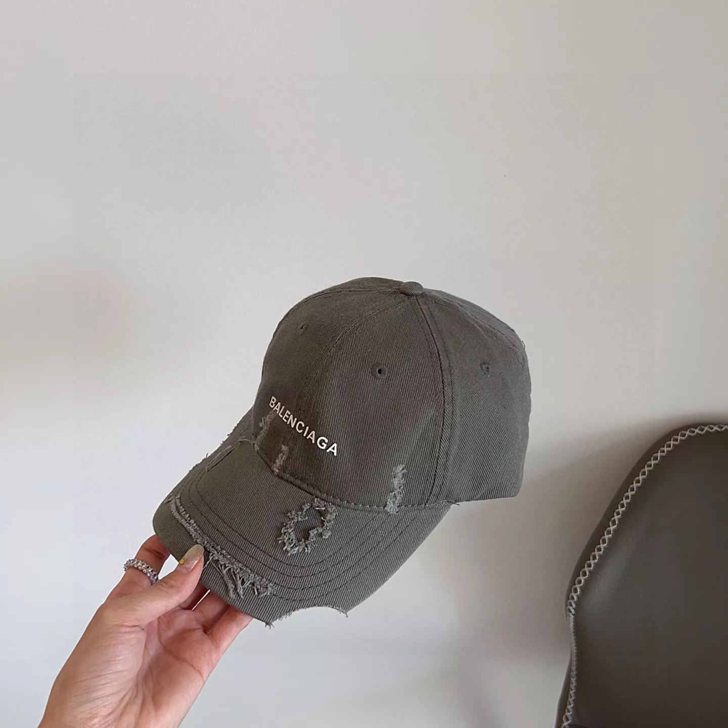 Balenciaga Caps Comfortable 7672
