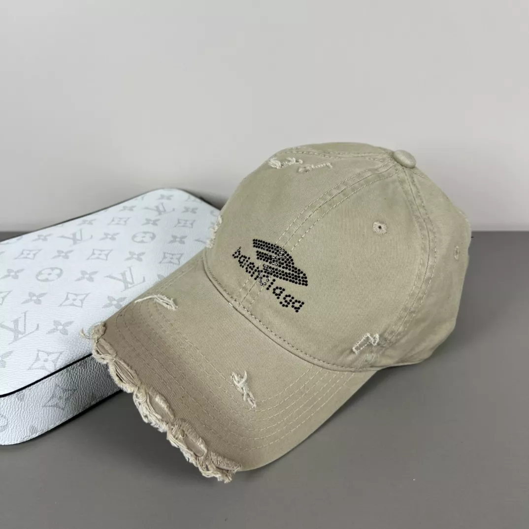 Balenciaga Caps Comfortable 9383