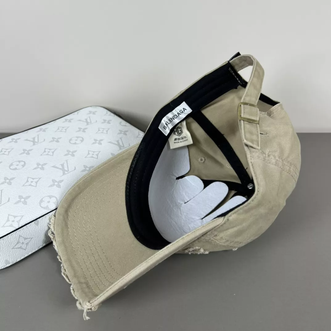 Balenciaga Caps Comfortable 9383