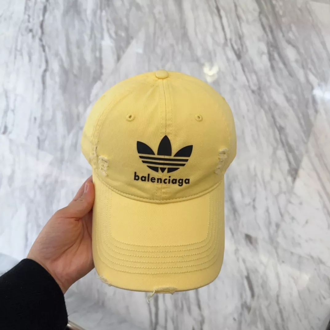 Balenciaga Caps Cozy 4848