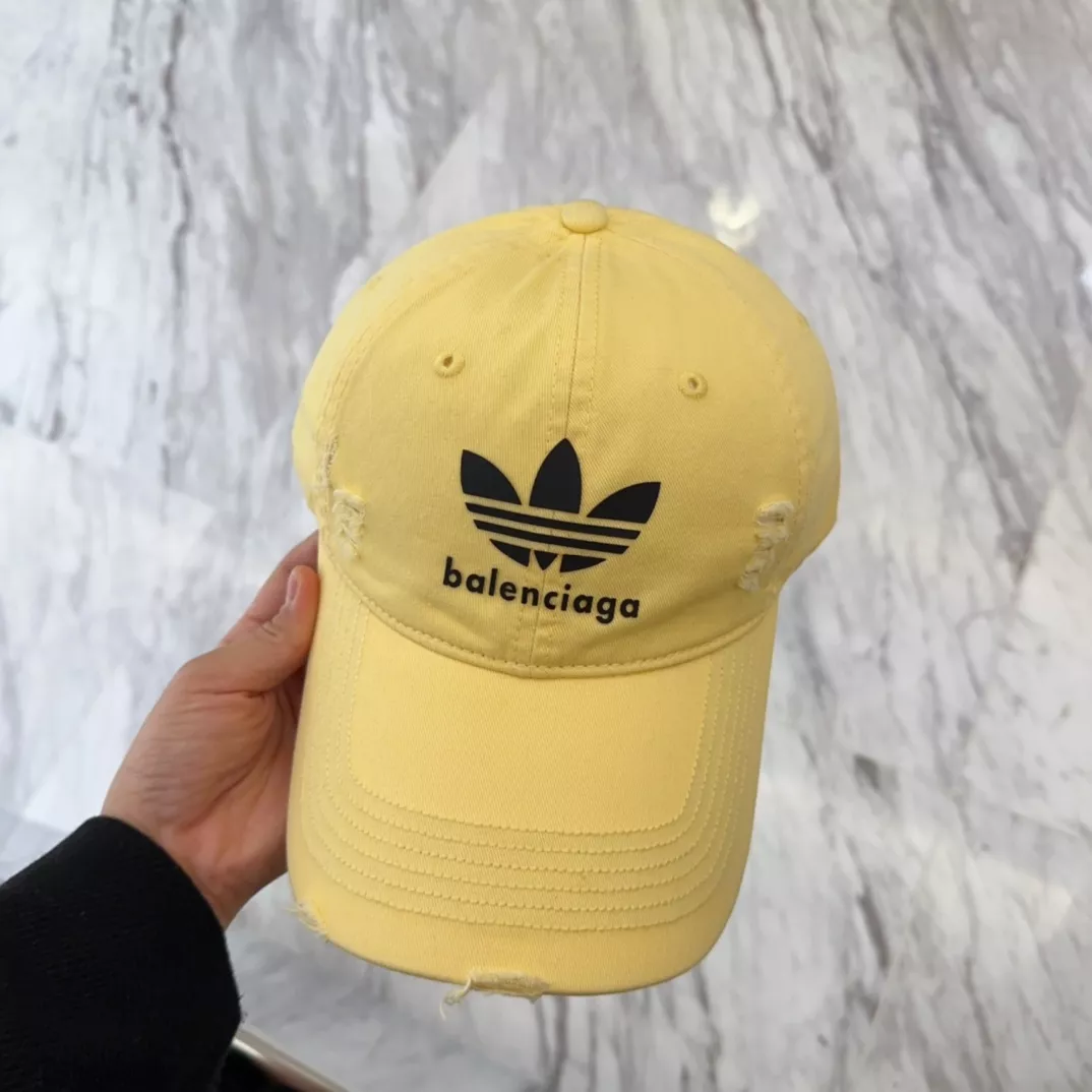 Balenciaga Caps Cozy 4848