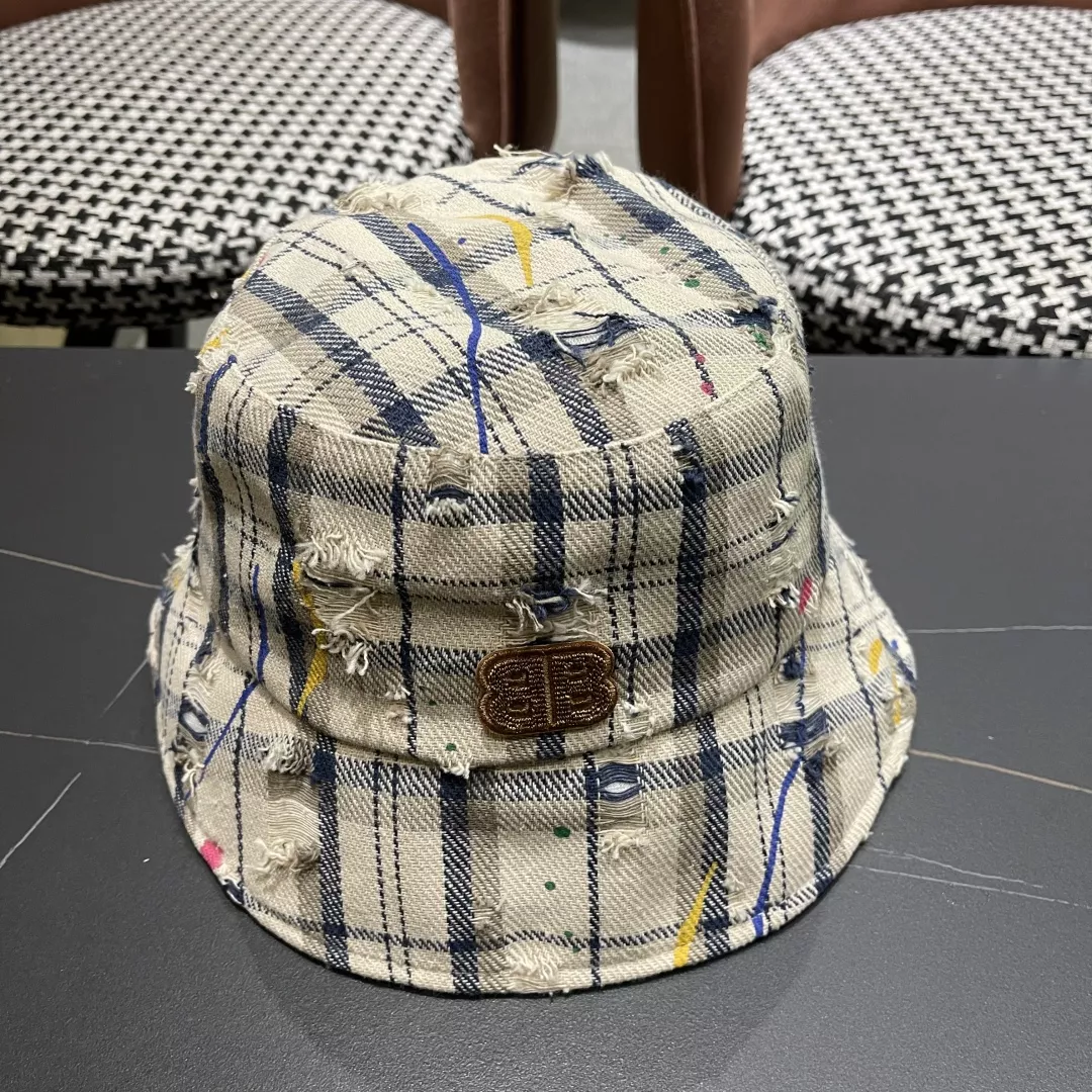 Balenciaga Caps Cozy 6494