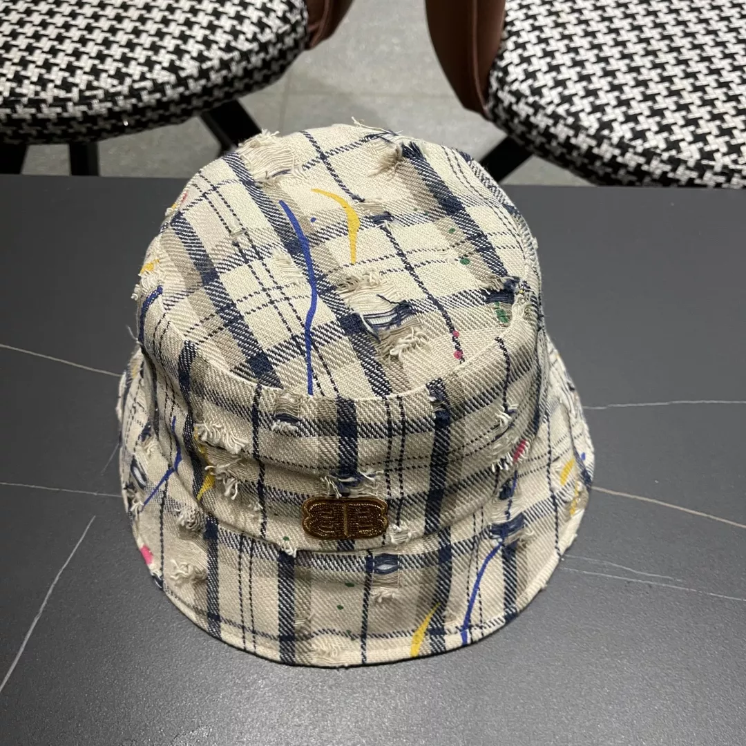 Balenciaga Caps Cozy 6494