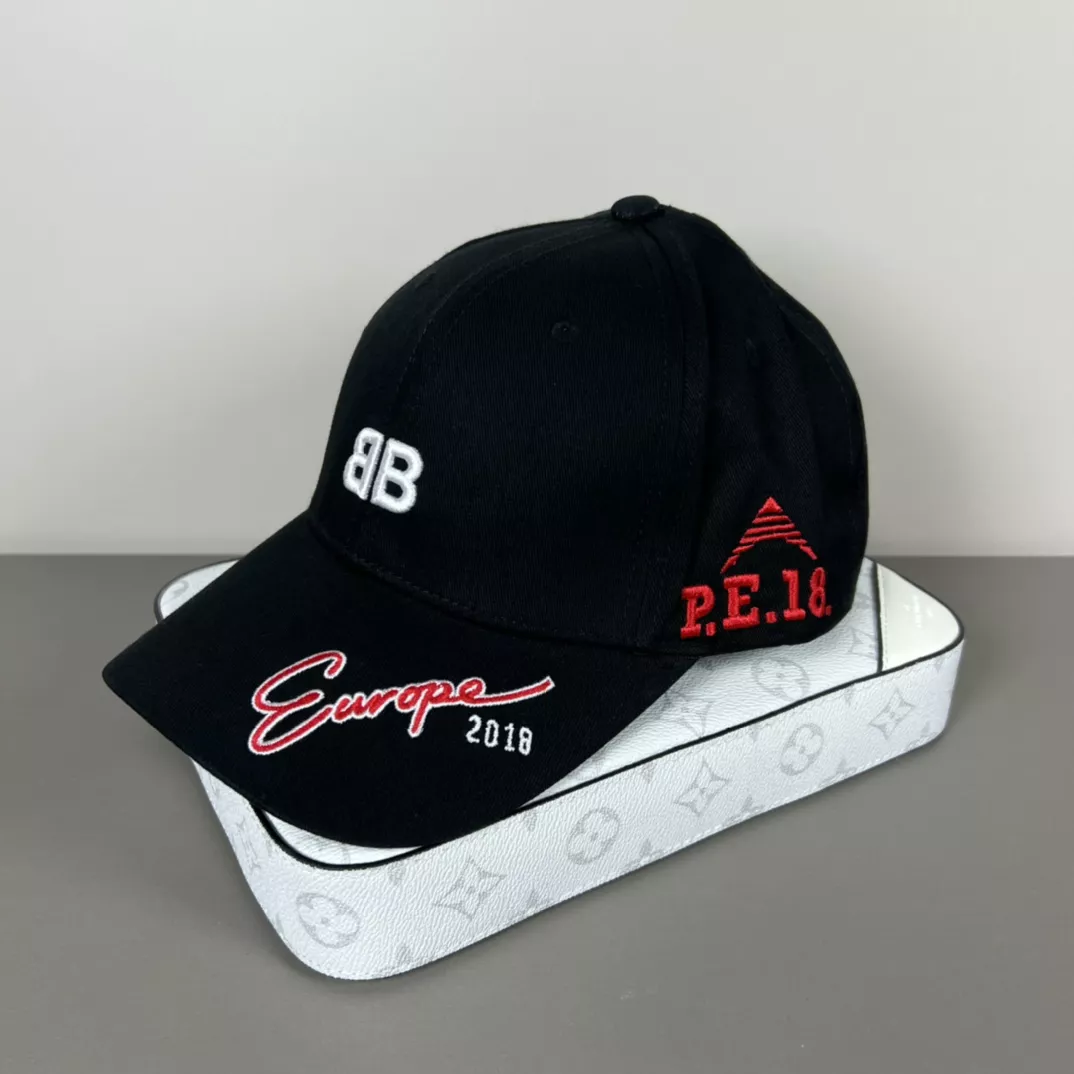Balenciaga Caps EasyMatch 8843