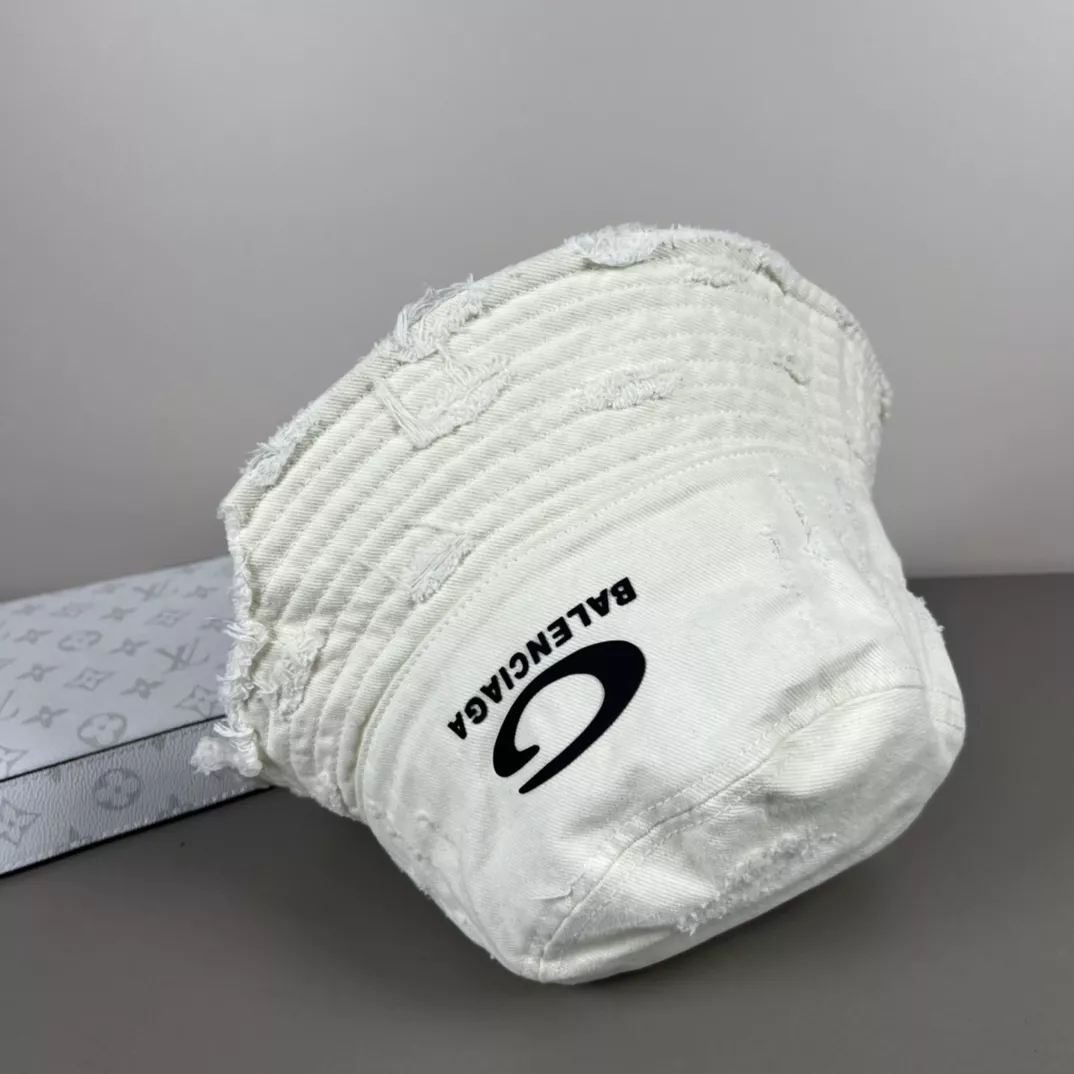 Balenciaga Caps EasyMatch 9850