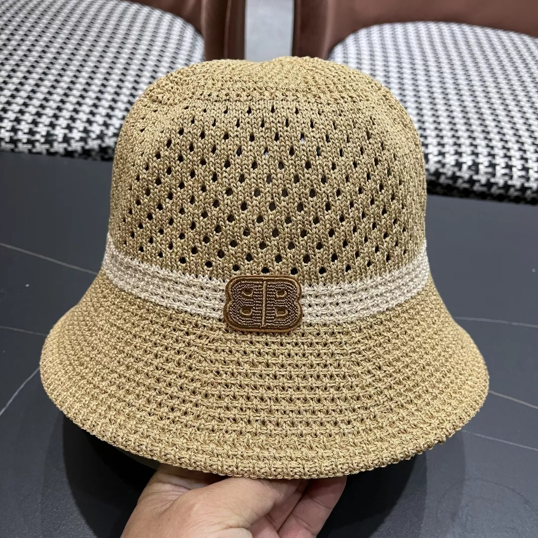 Balenciaga Caps Efficient 2488