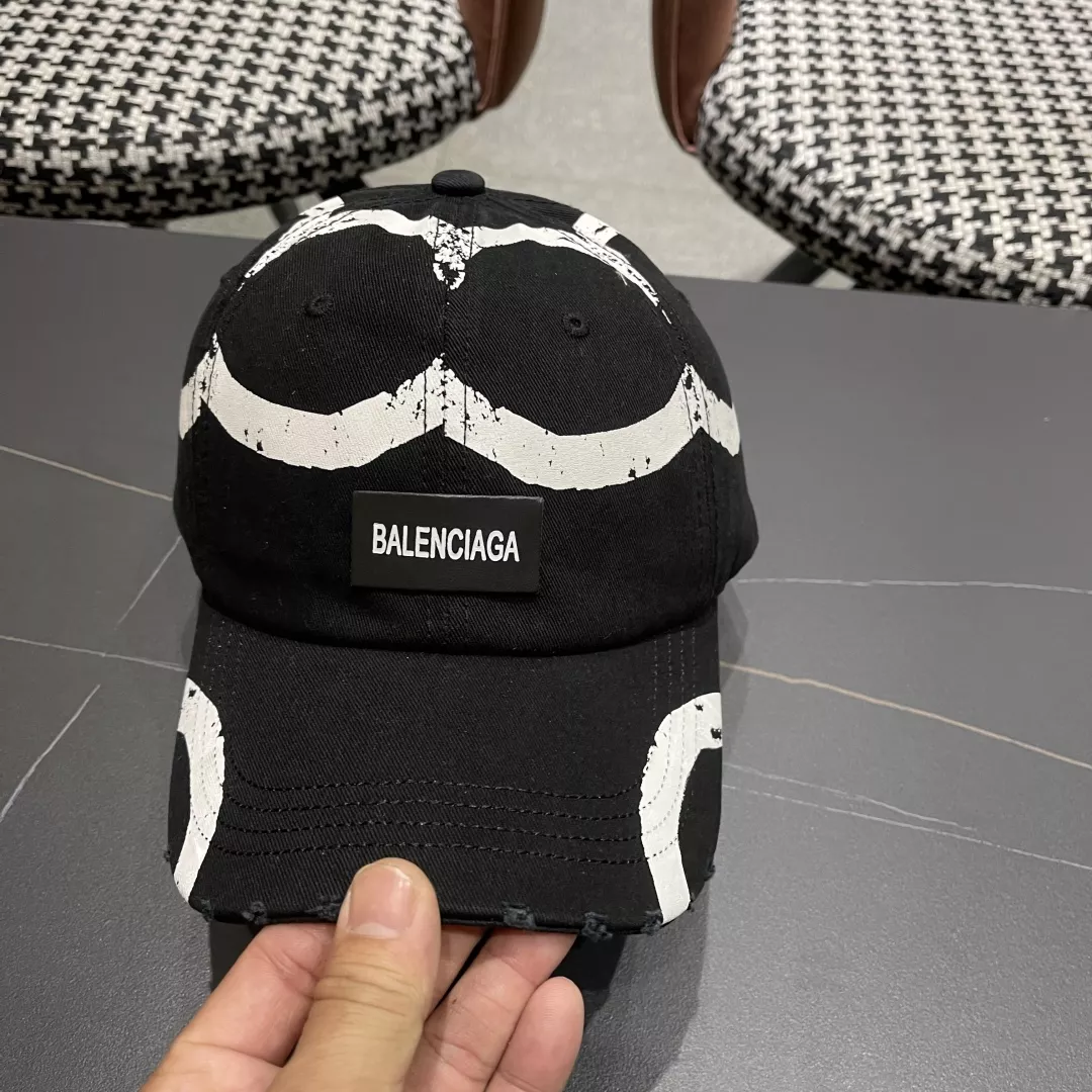 Balenciaga Caps EyeCatching 2667