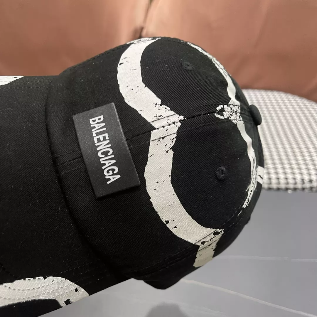 Balenciaga Caps EyeCatching 2667