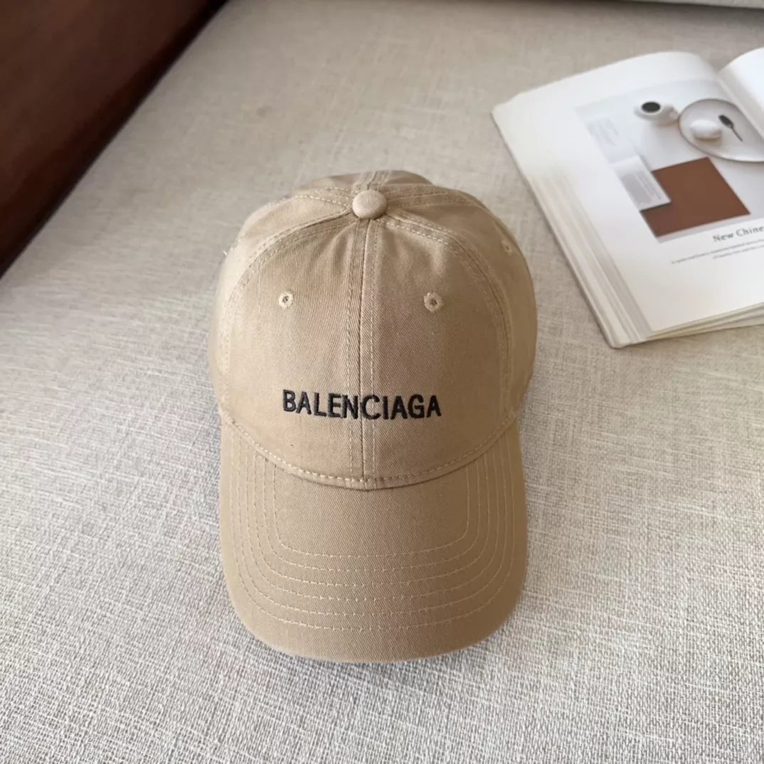Balenciaga Caps Flexible 8256