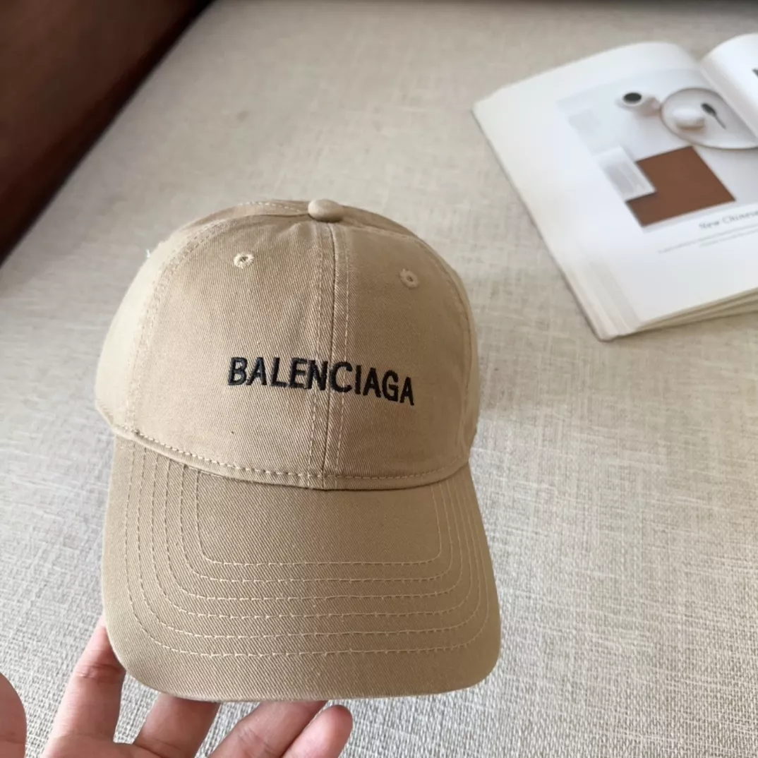 Balenciaga Caps Flexible 8256