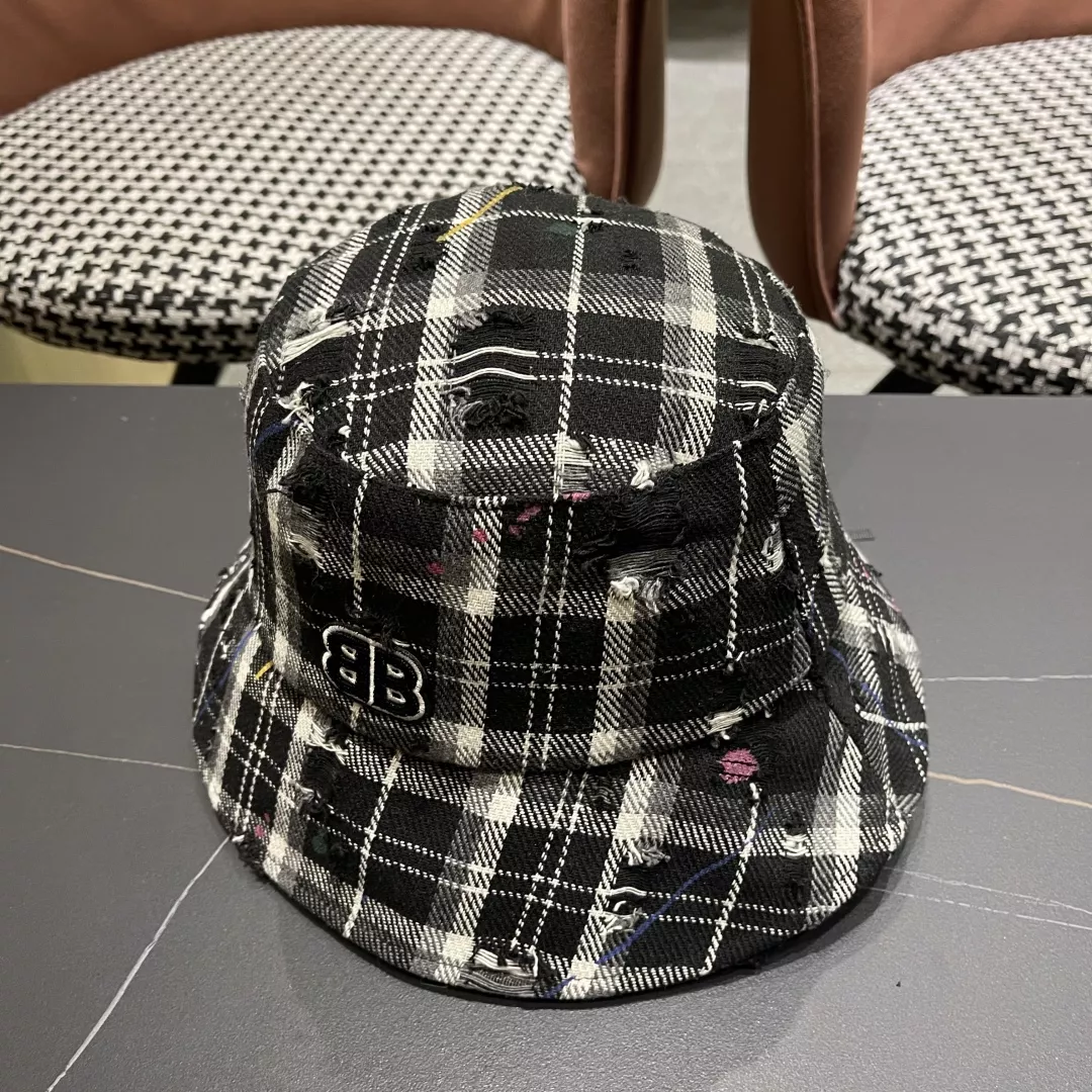 Balenciaga Caps Flexible 8600