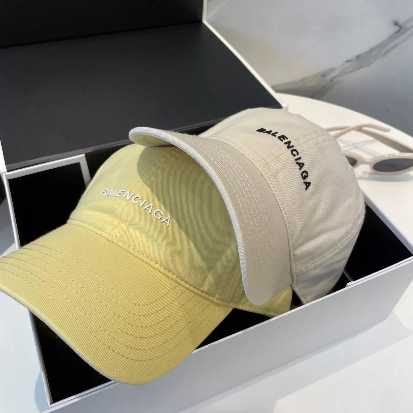 Balenciaga Caps Functional 1425