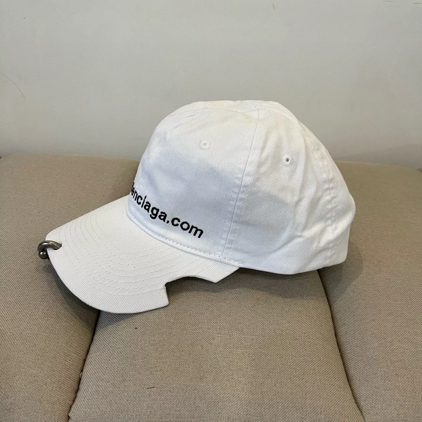 Balenciaga Caps Functional 2144